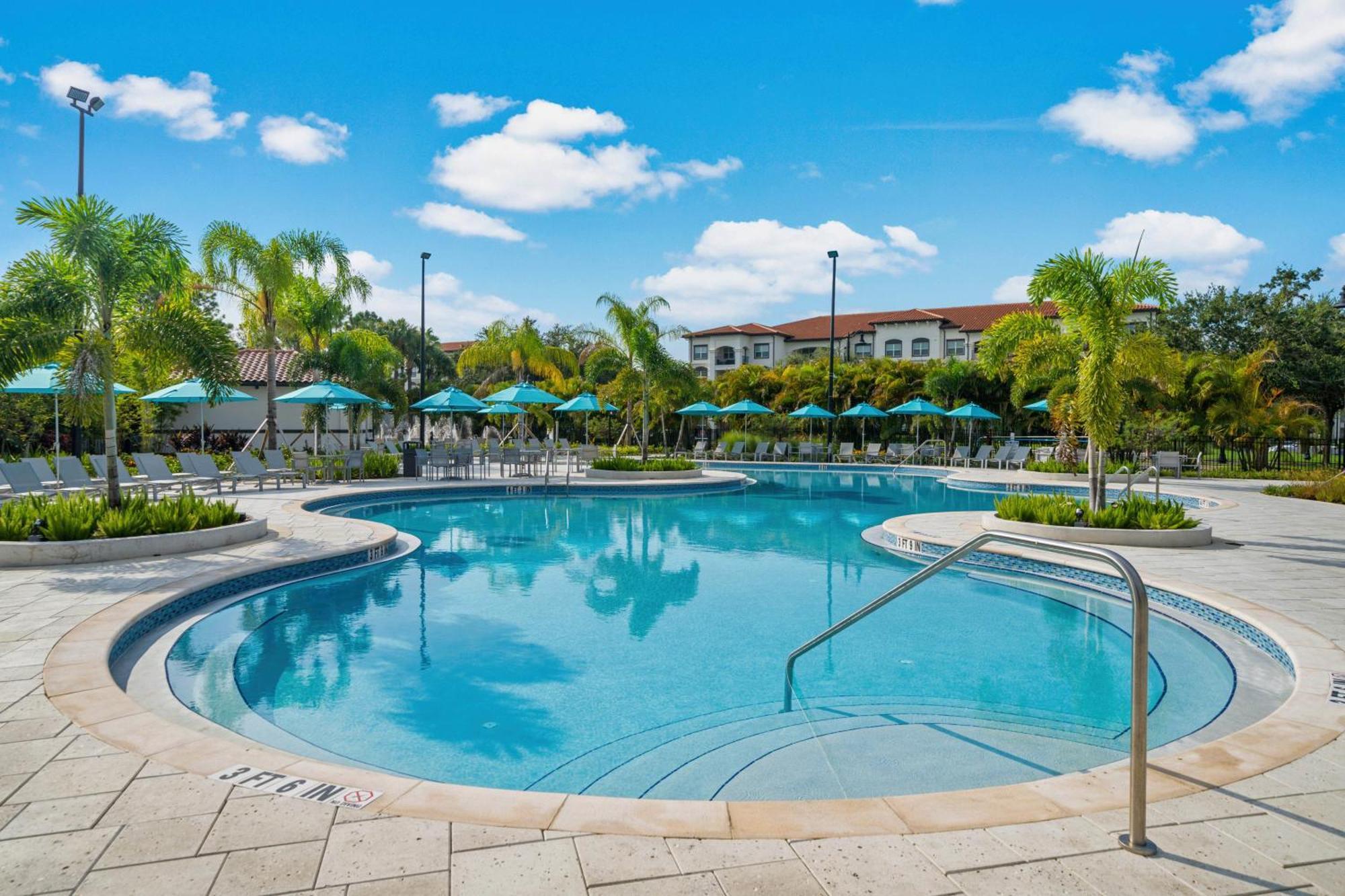 Stylish Condo At Vista Cay Resort Minutes To Wdw Орландо Экстерьер фото